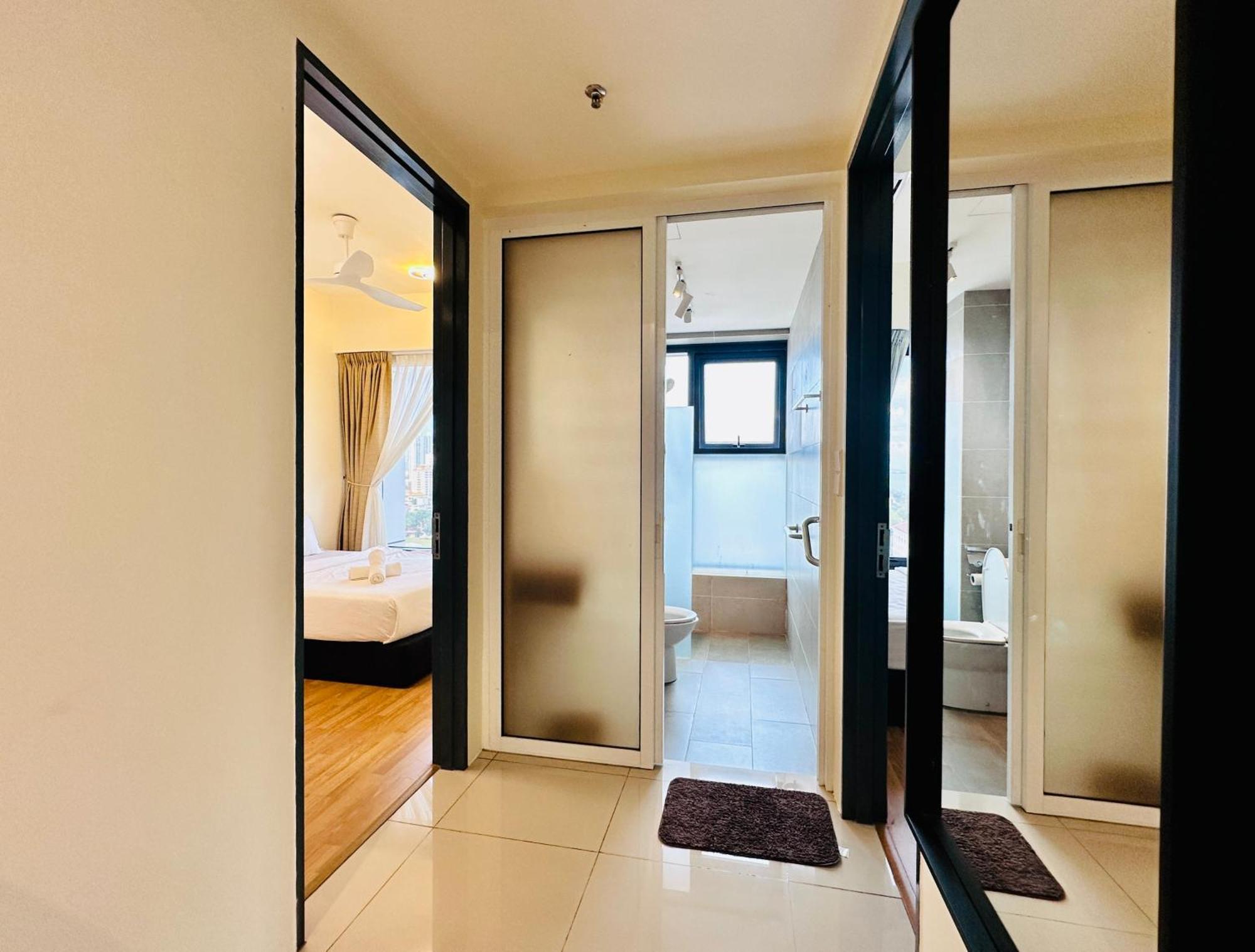 At Macalister 218 By Wl Apartment