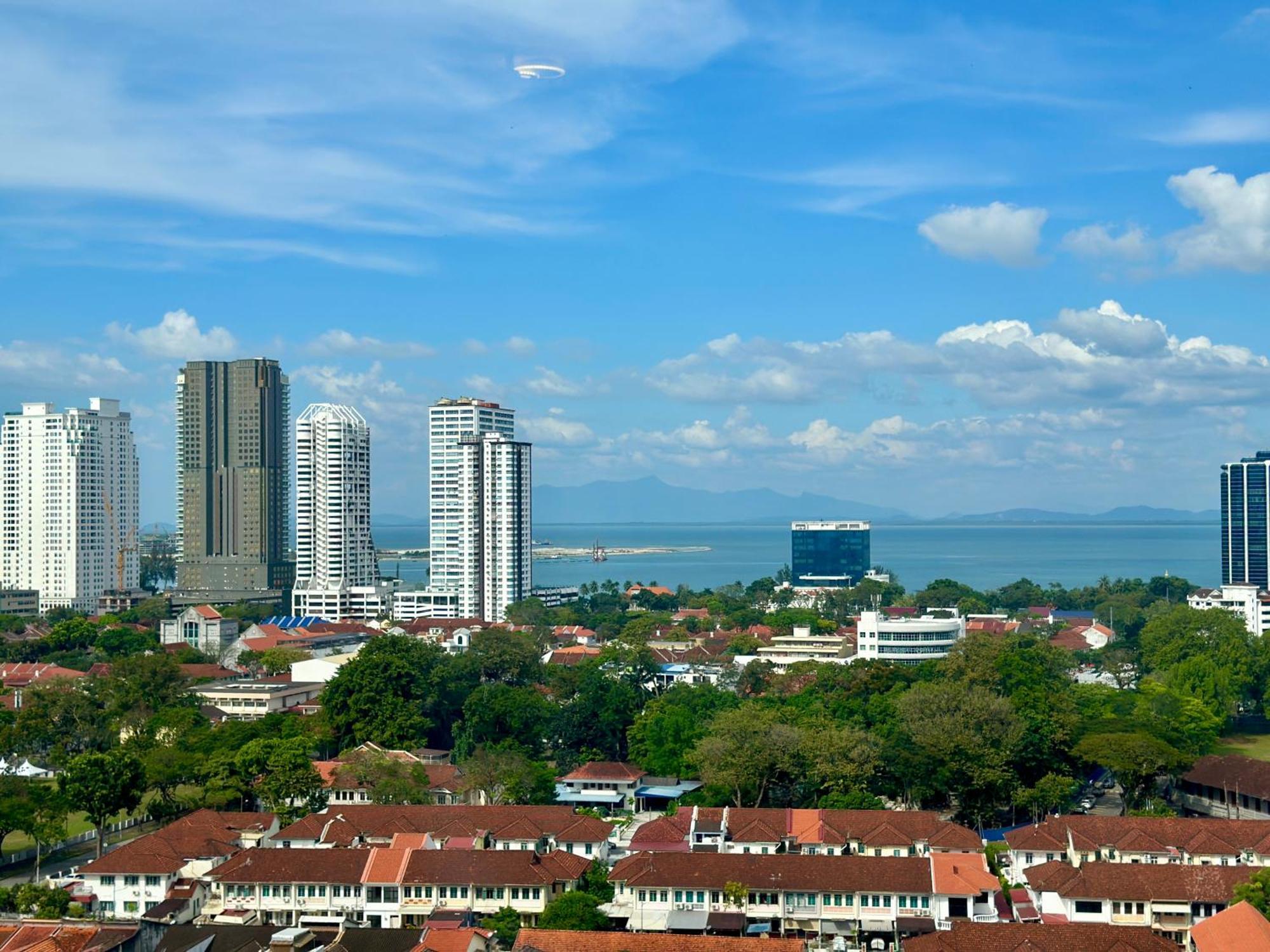 Apartment At Macalister 218 By Wl